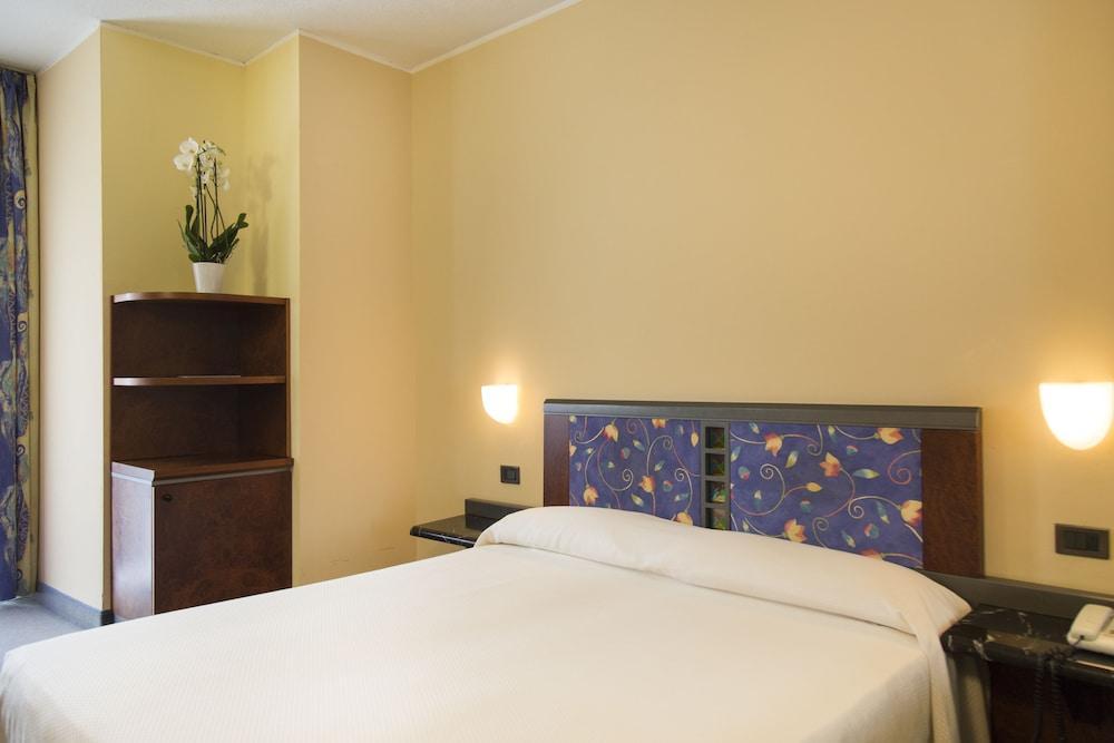 Hotel Royal Village Limone sul Garda Kültér fotó