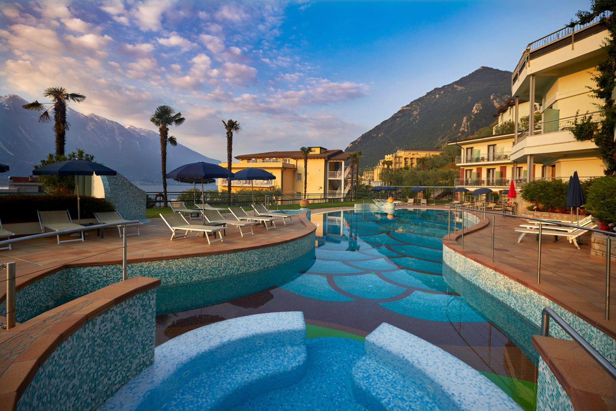 Hotel Royal Village Limone sul Garda Kültér fotó