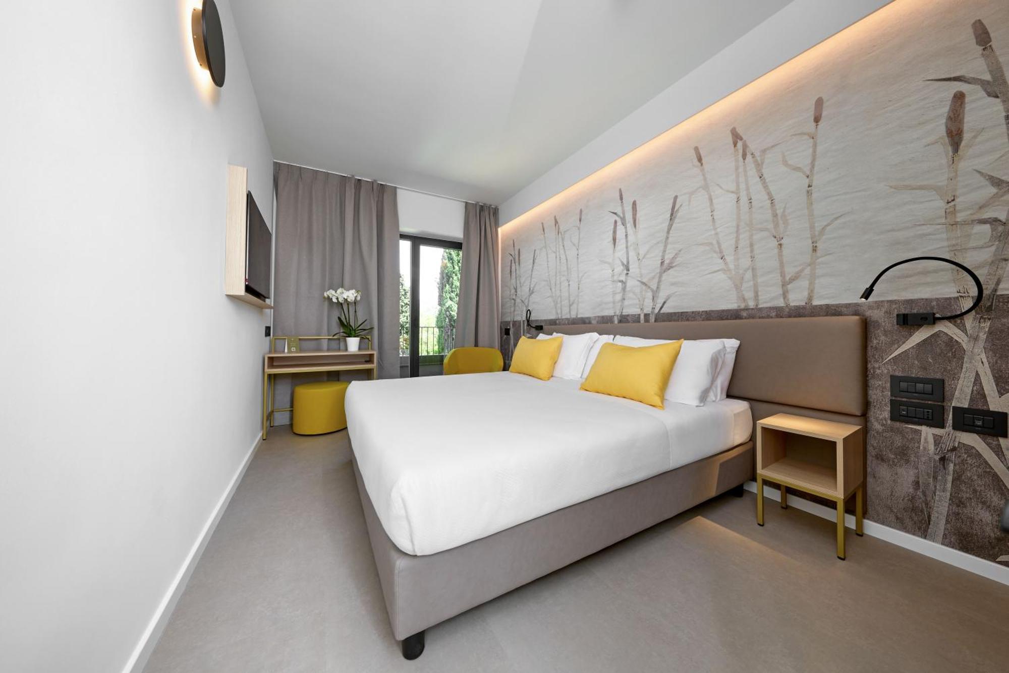 Hotel Royal Village Limone sul Garda Szoba fotó